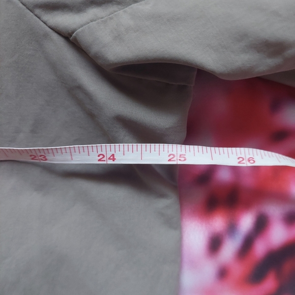 Burberry Zip Up Light Jacket - Picture 9 of 10